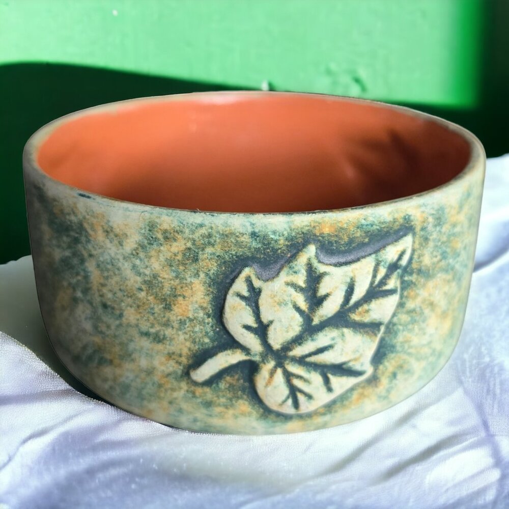 ARDCO Vintage Green Leaf Embossed "IVY" Design Ceramic Bowl/Planter/Decor